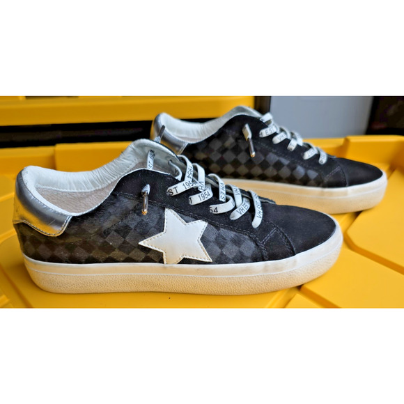 Vintage Havana Women's Sneakers Epic Black/White Checkered Sz 8 cozy trendy bold - Picture 1 of 7